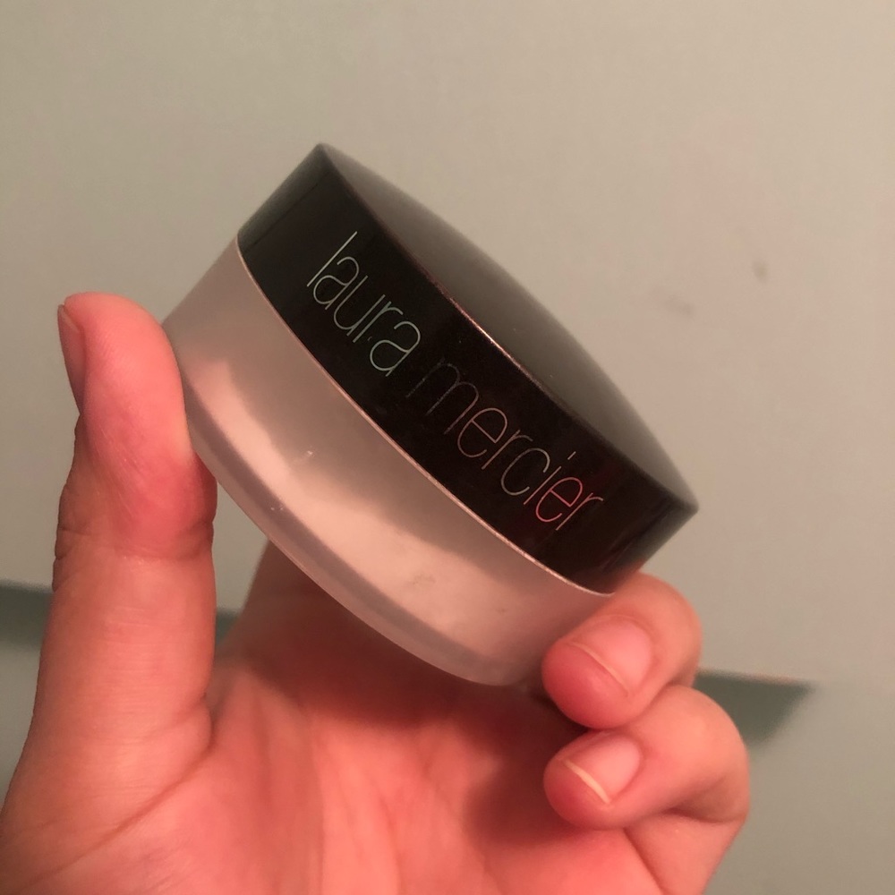Laura Mercier Translucent Loose Setting Powder